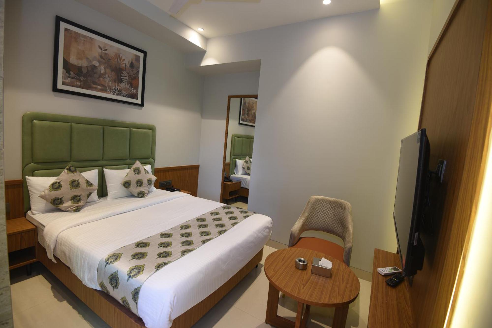 Vishnu Krupa Executive Rooms Virār Εξωτερικό φωτογραφία