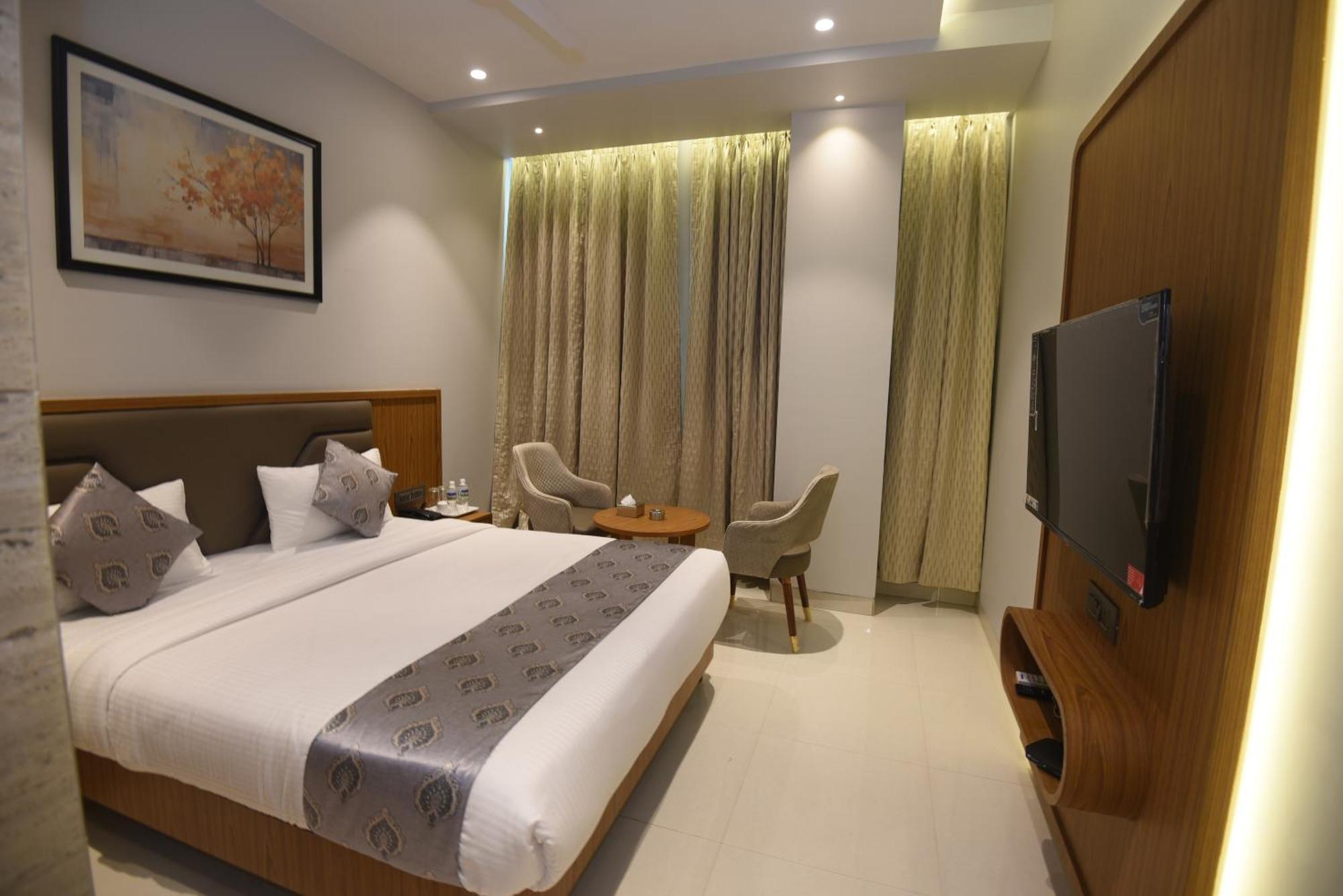 Vishnu Krupa Executive Rooms Virār Εξωτερικό φωτογραφία